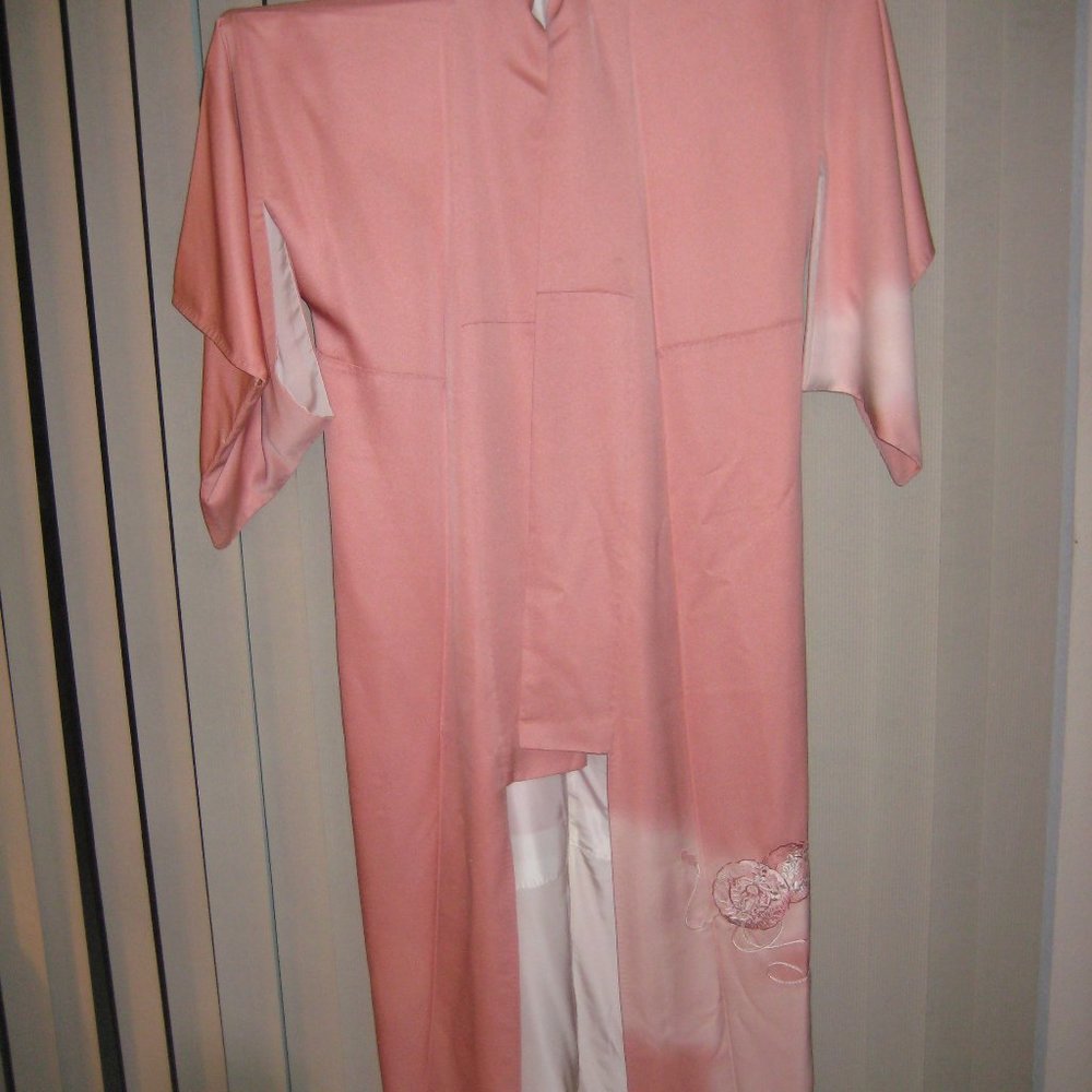 Vintage 100% Silk Kimono with silk lining Tomesode from Kyoto Japan